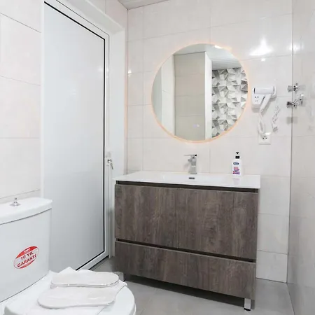 Adonis Hotel Kriopigi