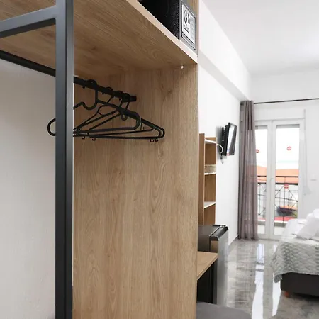 Adonis كريوبيجي