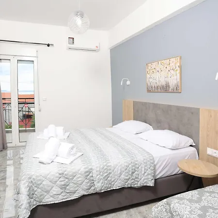 Adonis Hotel