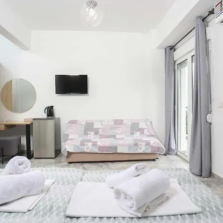 Hotel Adonis *