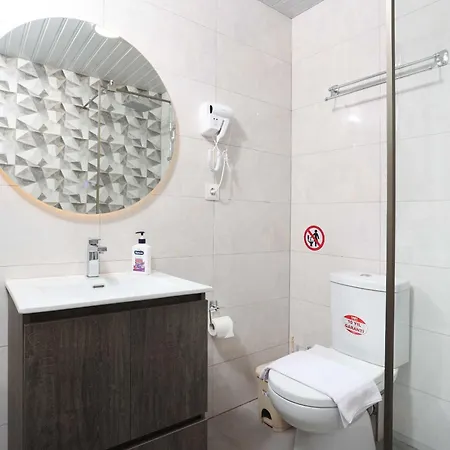 Hotel Adonis