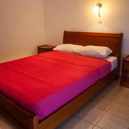 Hotel Adonis