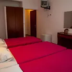 Otel Adonis