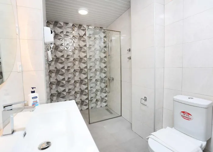 Adonis Отель Криопиги