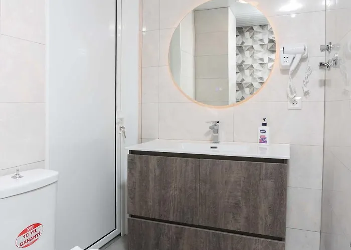 Adonis Отель Криопиги